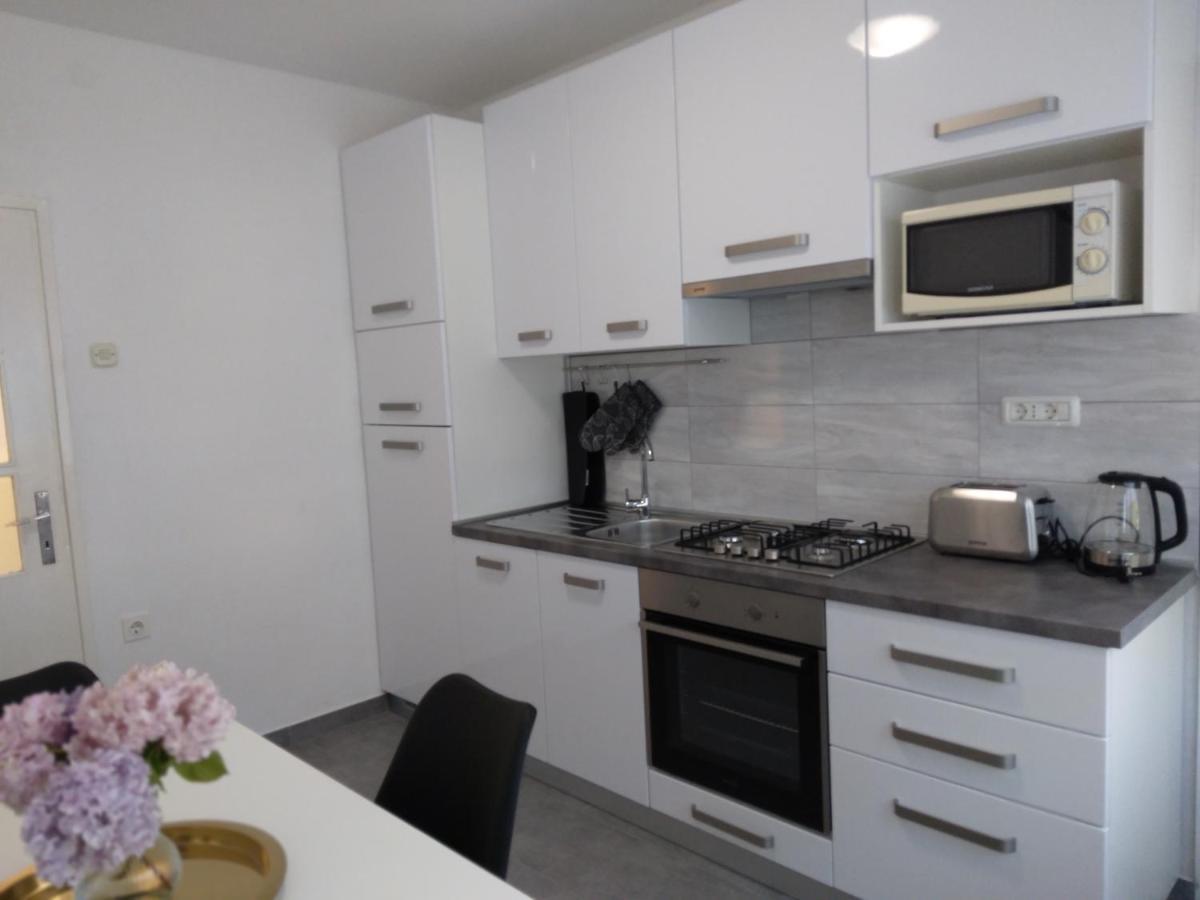 Antemma Apartment بولا المظهر الخارجي الصورة